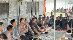 Kapolres Aceh Tengah Turun ke Huntara Bintang Pepara, Salurkan Bantuan dan Pastikan Warga Terdata