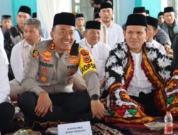 Dampingi Wagub di Masjid Quba, Kapolres Aceh Tengah Peringati Maulid Nabi Bersama Masyarakat
